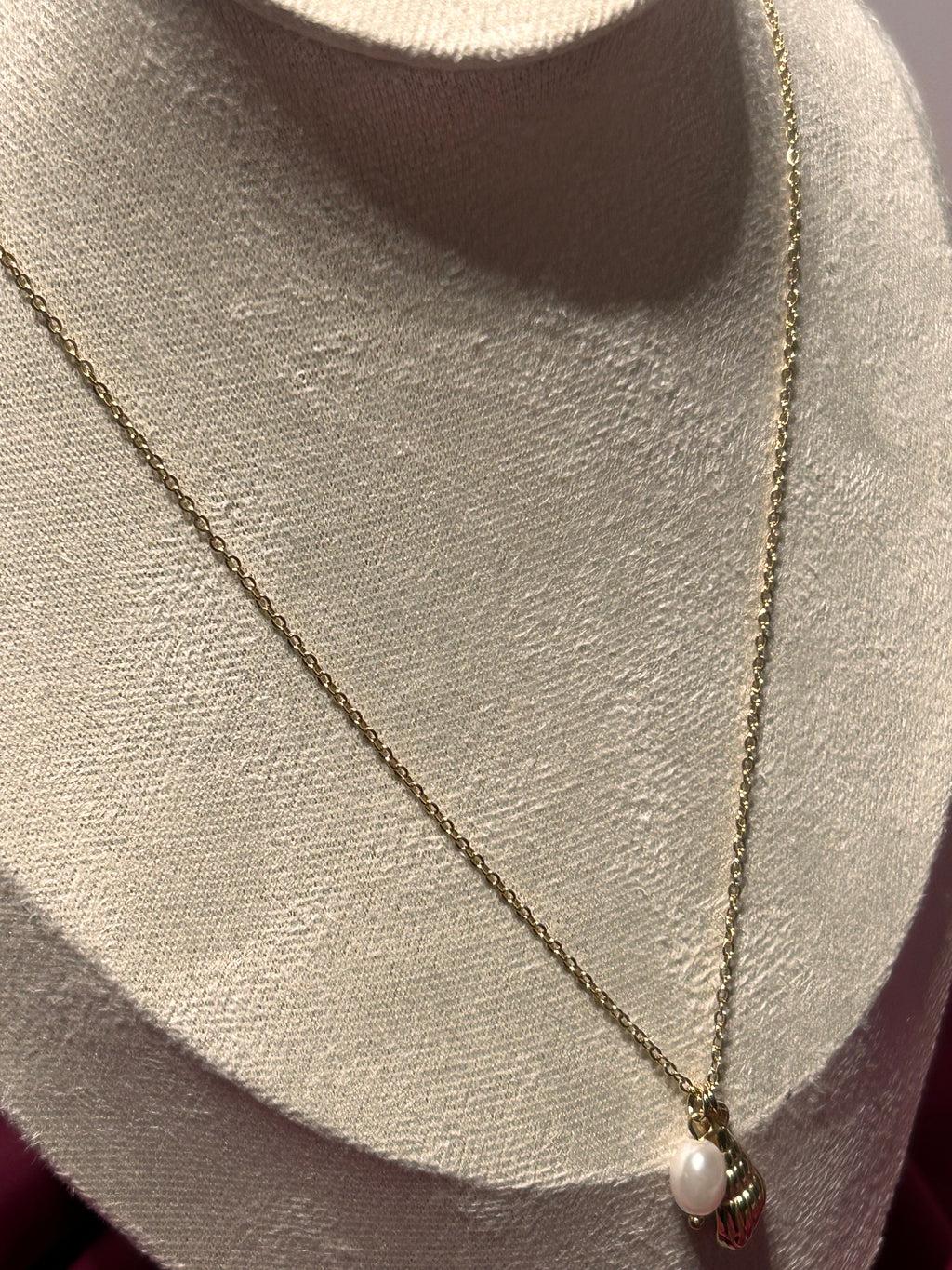 Shell & Pearl Necklace