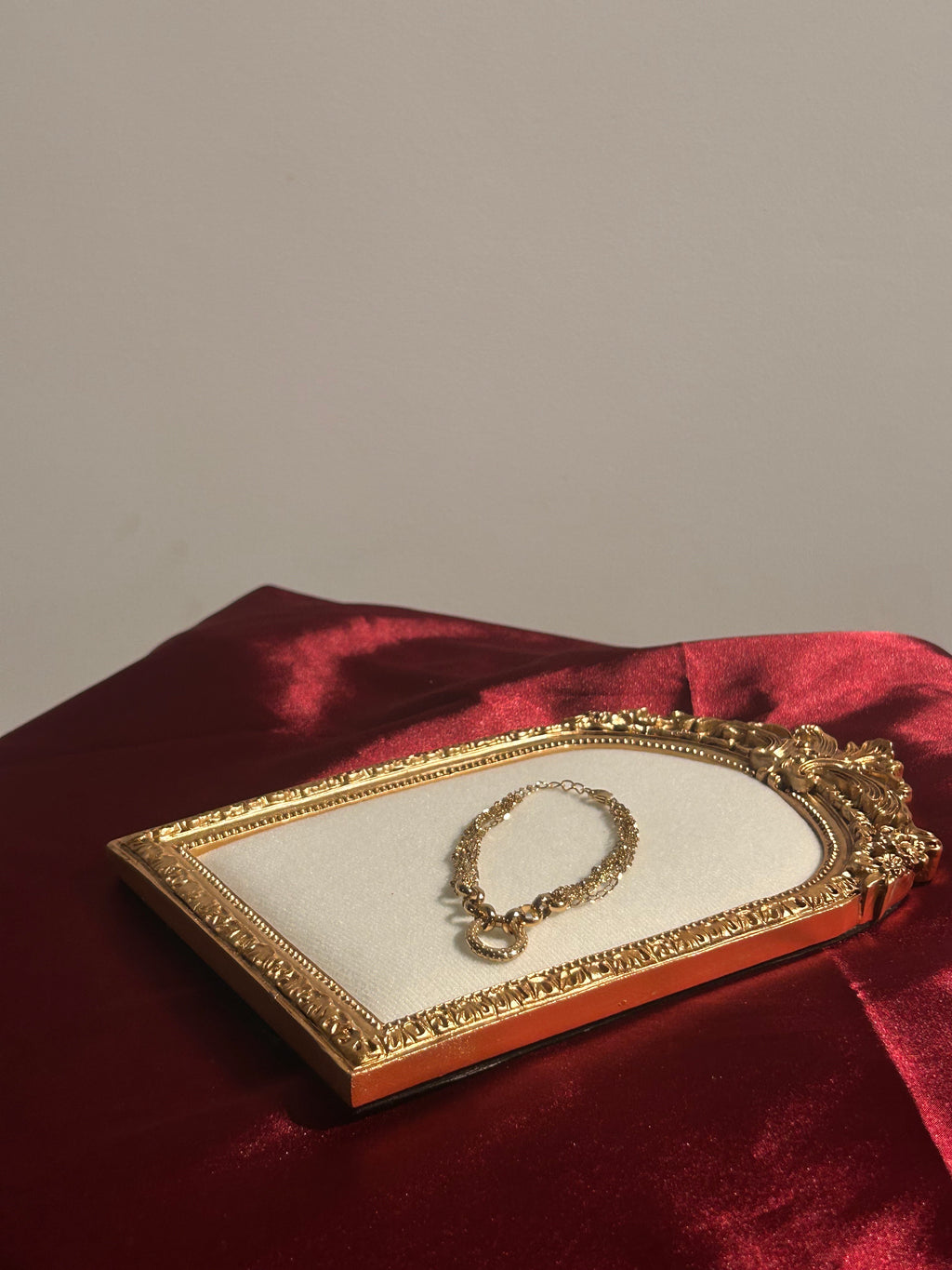 Golden Circle Bracelet